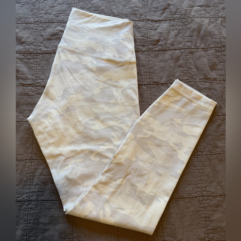 Lululemon Wunder Under Leggings